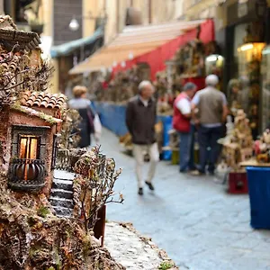 santa-chiara-guesthouse.hotels-amalfi.com/