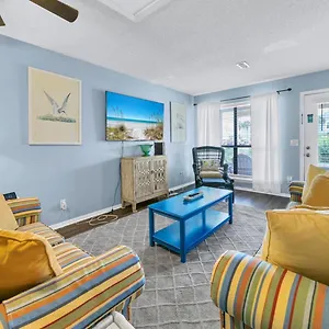https://laguna-beach-breeze.panamacity-beachhotels.com