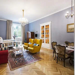 https://engel-apartman.inbudapesthotels.com